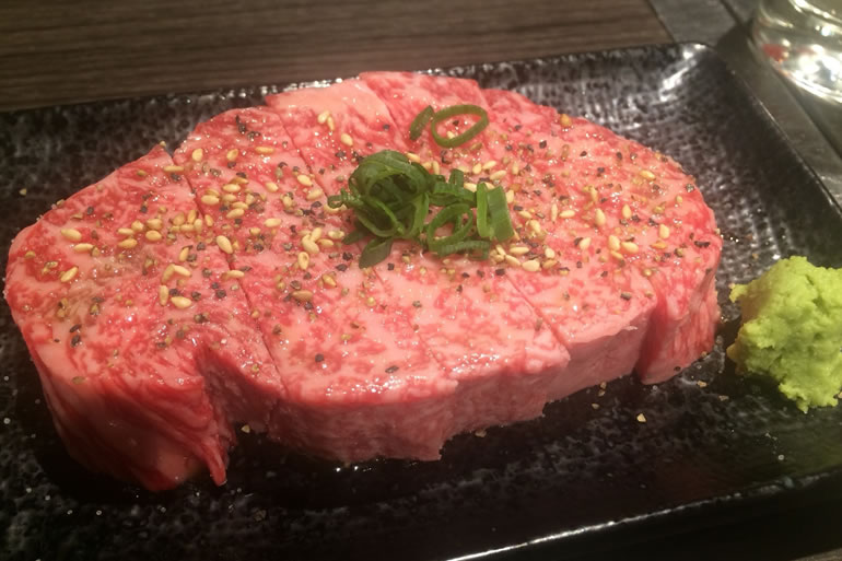リトル肉と日本酒ランチ